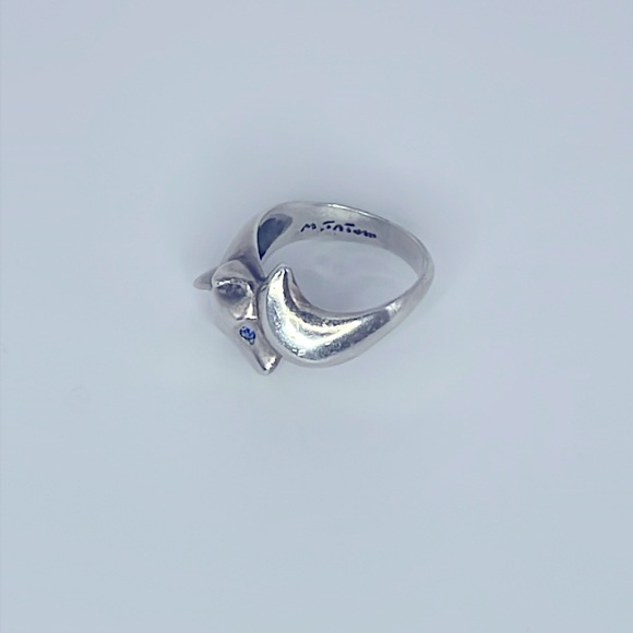 Dog/Fox Ring with Blue Sapphire Eyes Ring - Picture 5 of 5